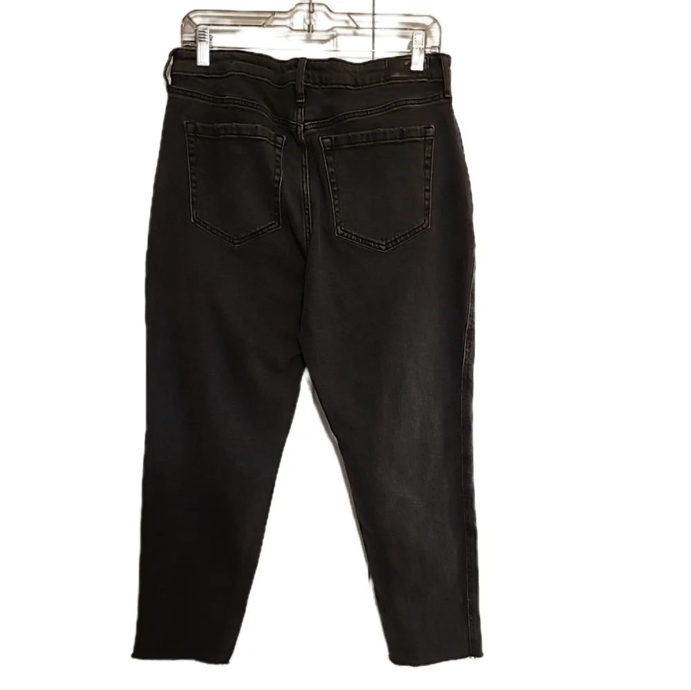 Hollister Ultra High Rise Mom Stretch Black Distress Hem Jeans 15R W32 L27 EUC